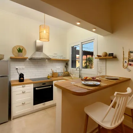 La Maisonette House In The Heart Of Close To Rovinia & Paleokastritsa * 라이아페이즈